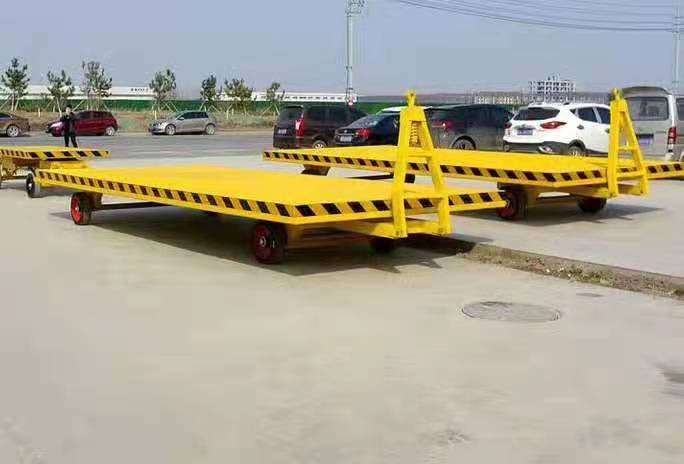 牵引平板车