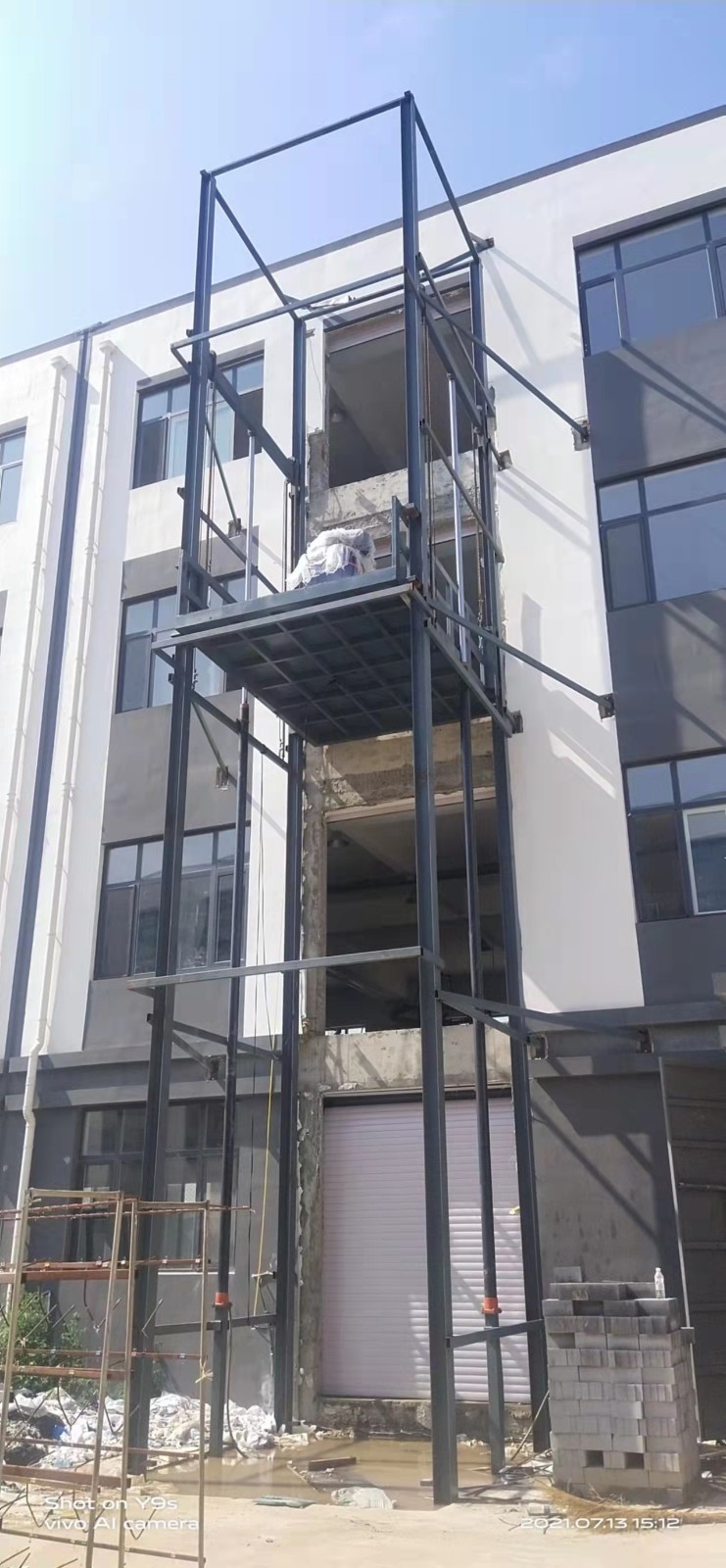 室外货梯