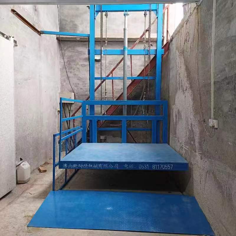液压货梯